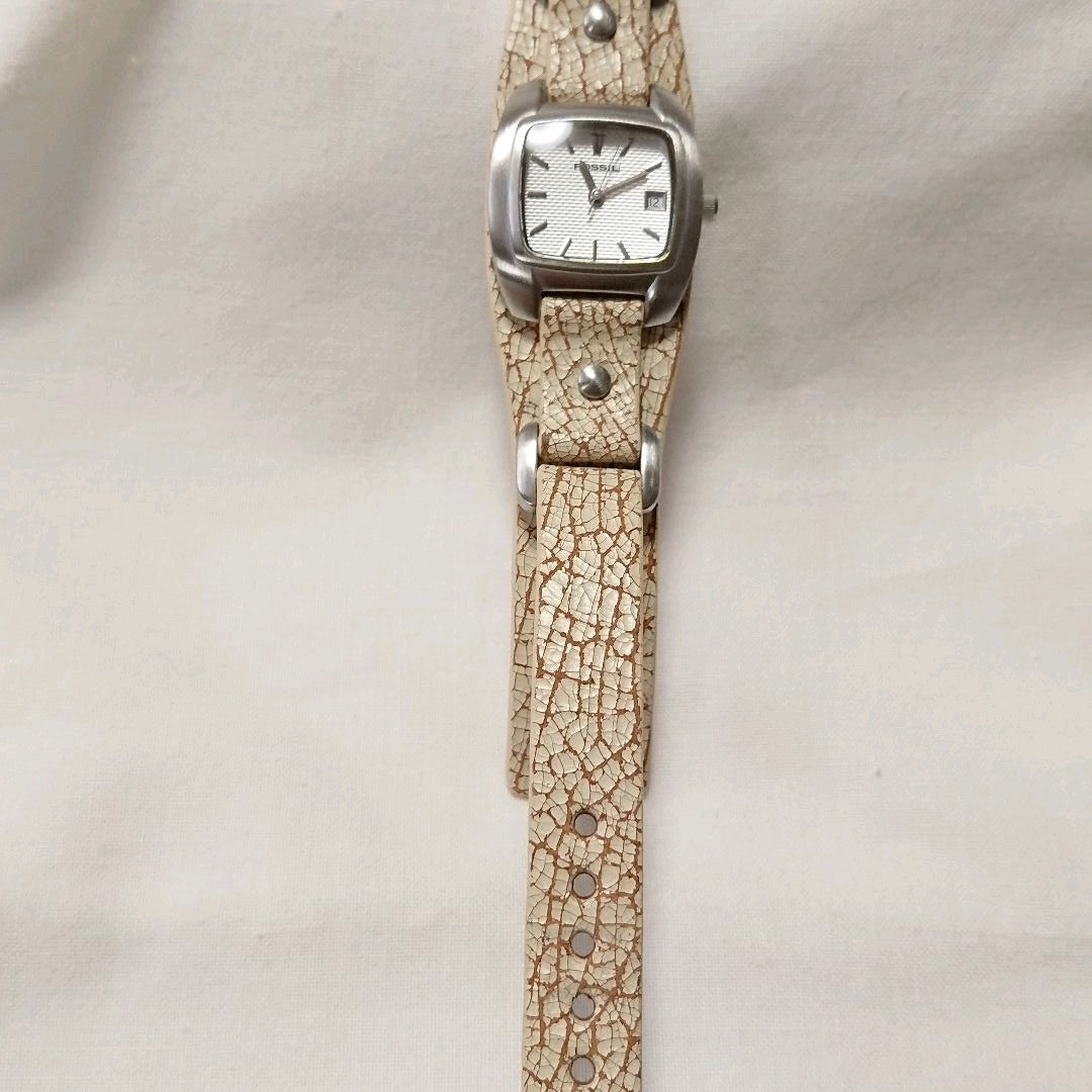 Fossil Analog Quartz Women
