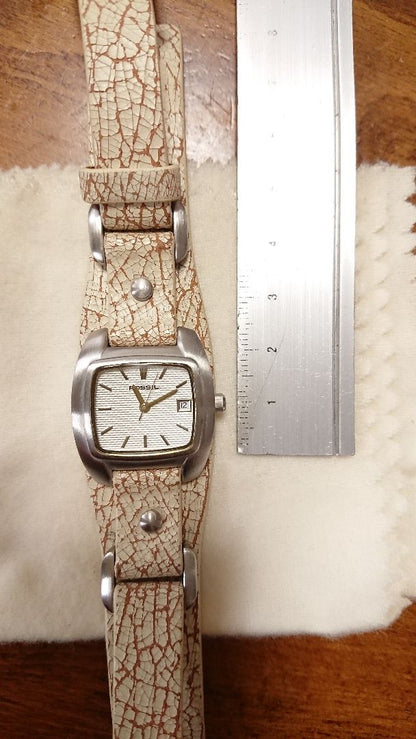 Fossil Analog Quartz Women