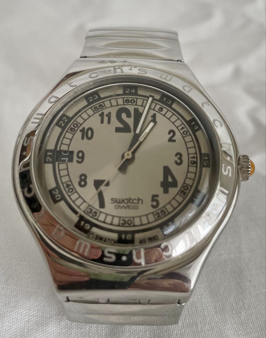 Swatch Analog Quartz Women