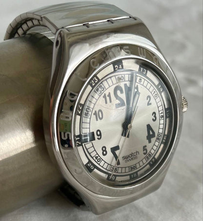 Swatch Analog Quartz Women