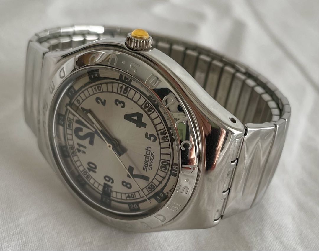 Swatch Analog Quartz Women