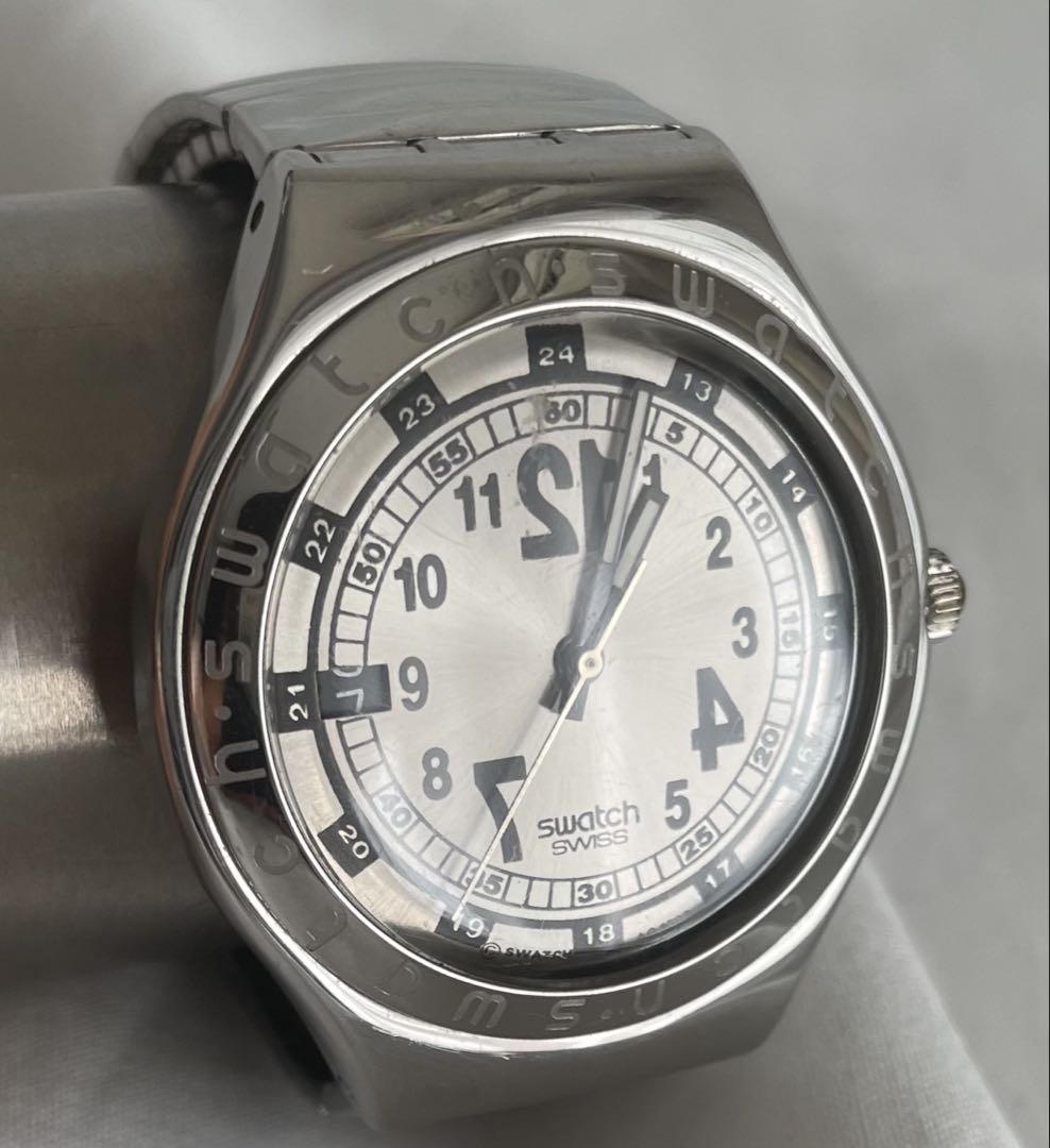 Swatch Analog Quartz Women