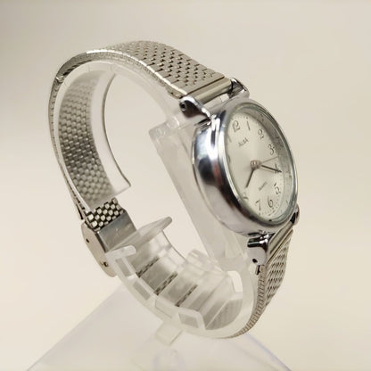 Seiko Alba V811-0541 Analog Quartz Women Battery Replaced Analog Watch