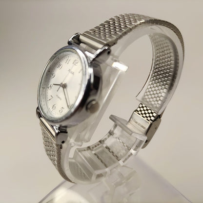Seiko Alba V811-0541 Analog Quartz Women Battery Replaced Analog Watch