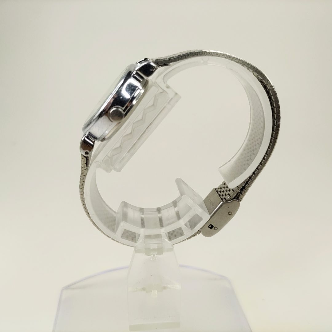 Seiko Alba V811-0541 Analog Quartz Women Battery Replaced Analog Watch