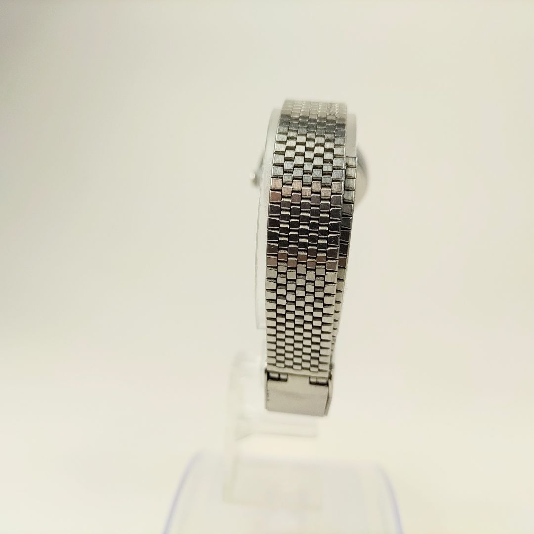 Seiko Alba V811-0541 Analog Quartz Women Battery Replaced Analog Watch