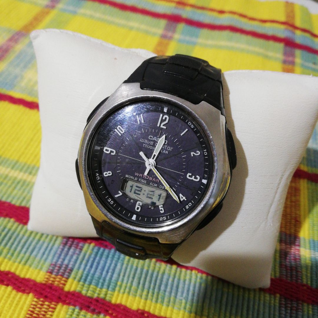 Casio Wave Ceptor Analog Quartz Men