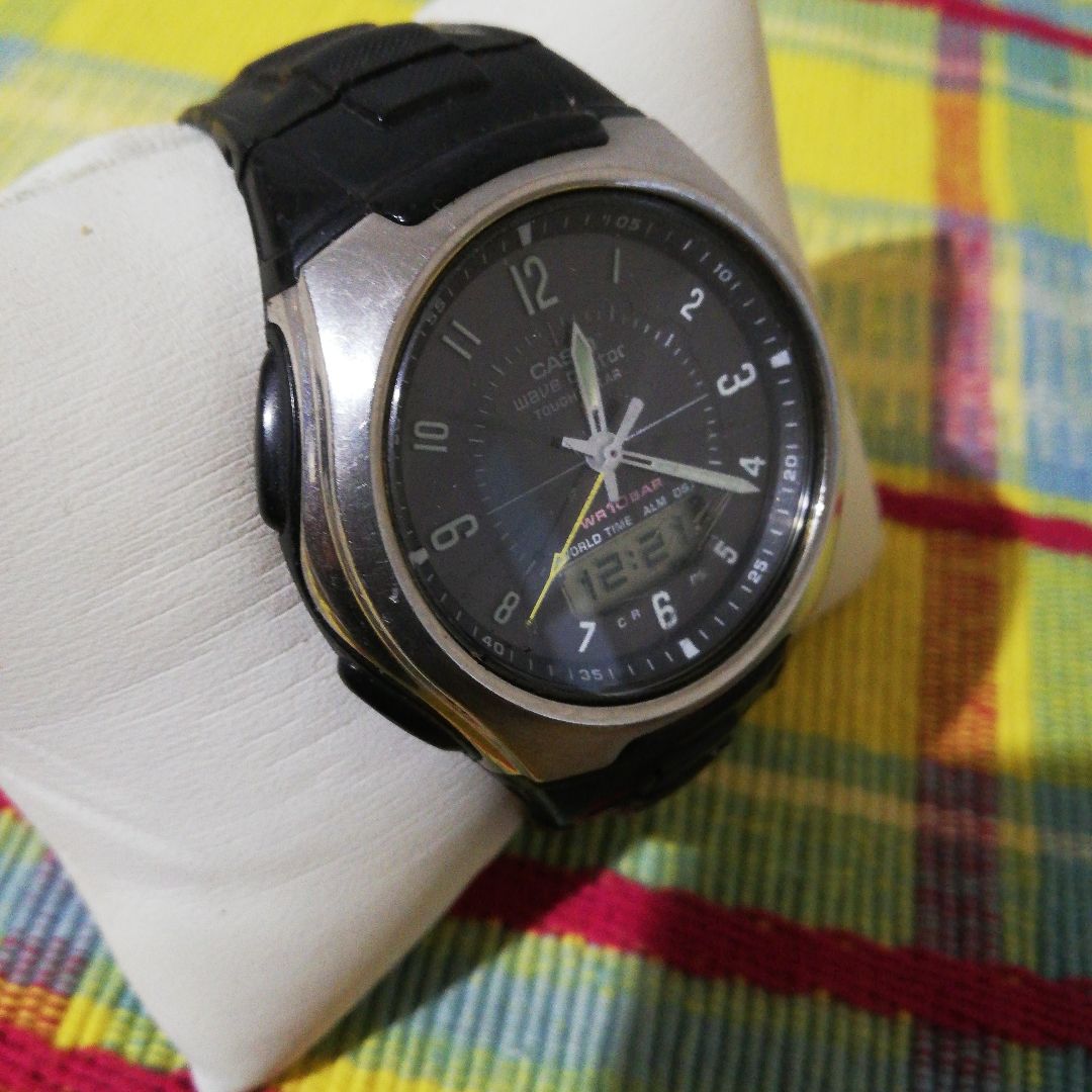 Casio Wave Ceptor Analog Quartz Men