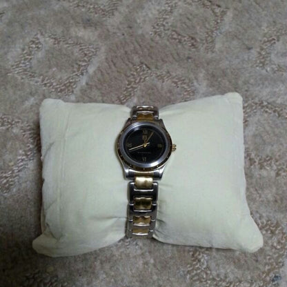 Givenchy Analog Quartz Women