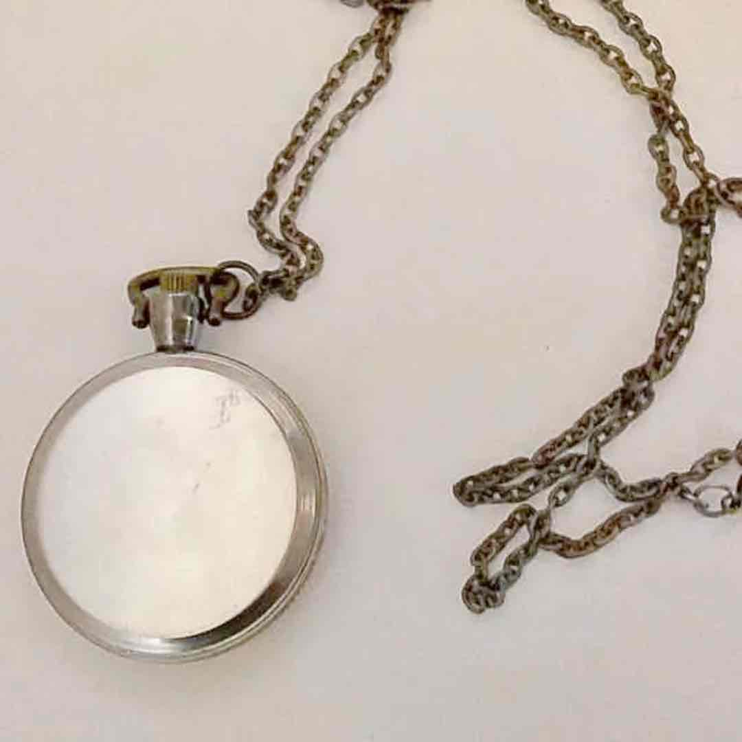Suiyoubino Alice Analog Quartz Women