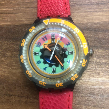 Swatch SCUBA200 Analog Quartz Women