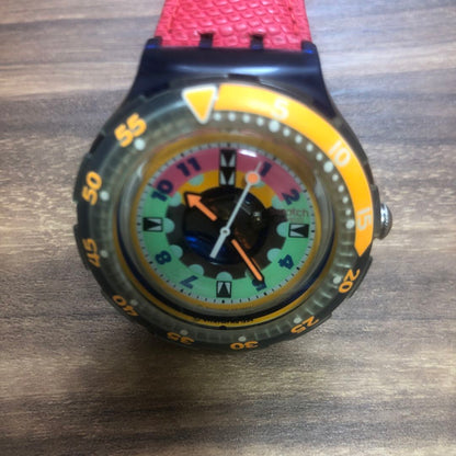 Swatch SCUBA200 Analog Quartz Women