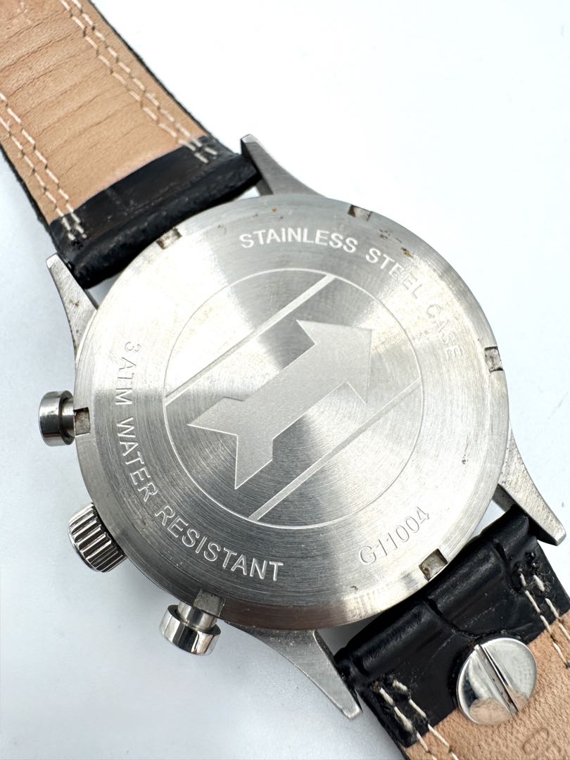 Gold Pfeil Analog Quartz Men Watch