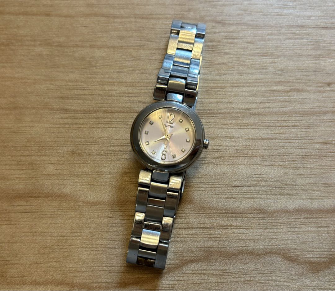 Seiko Lk/lukia 1N01-OFNO Analog Quartz Women
