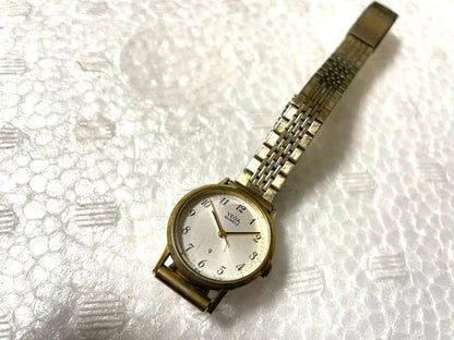 VEGA Analog Quartz Women
