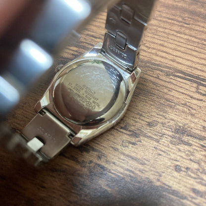 Seiko lk/lukia 4N21-0930 Analog Quartz Women