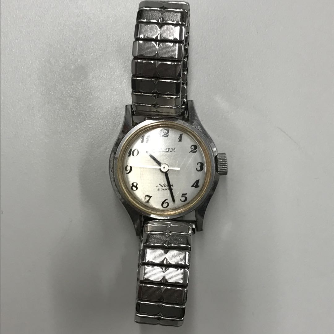 CITIZEN Novia Analog Quartz Women
