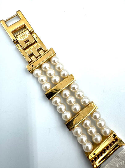 Avon Analog Quartz Women Watch