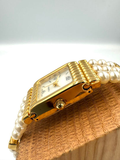 Avon Analog Quartz Women Watch