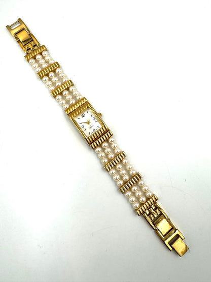 Avon Analog Quartz Women Watch