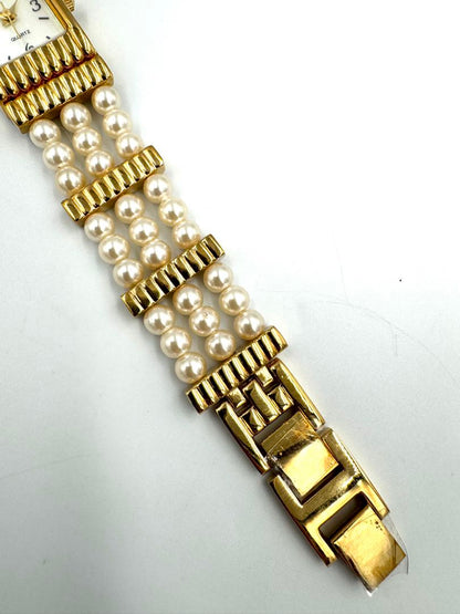 Avon Analog Quartz Women Watch