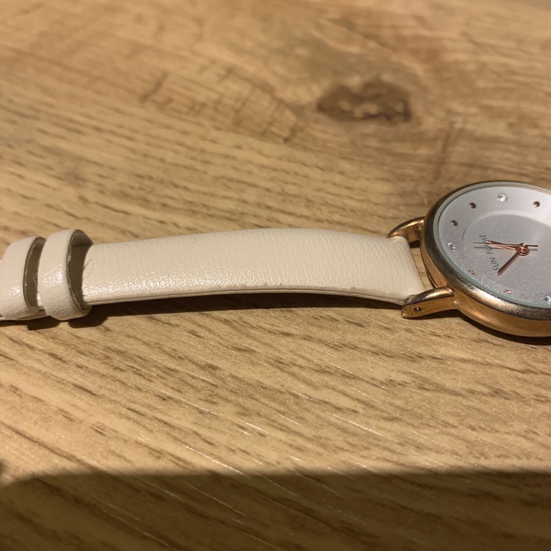Sun Flame Analog Quartz Women