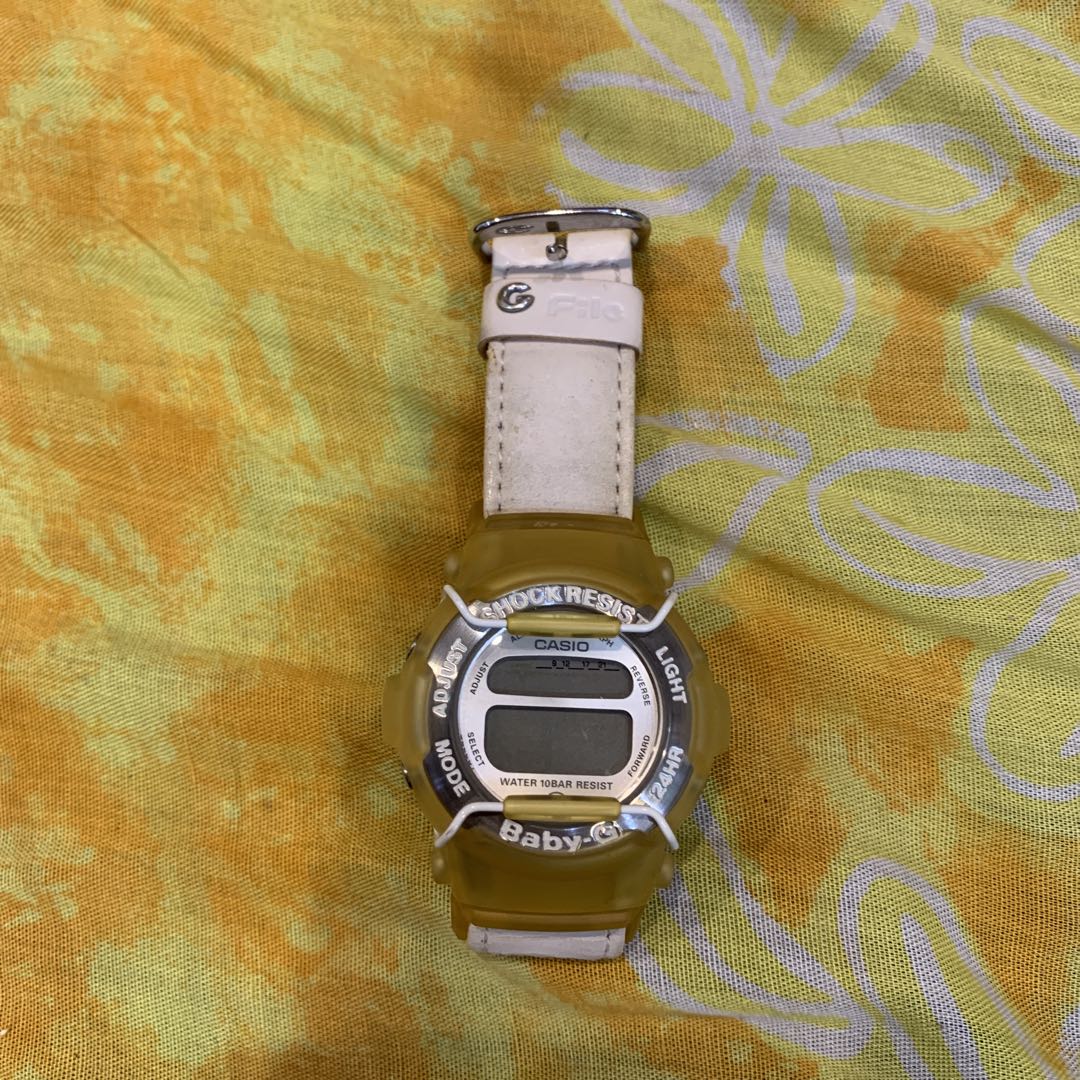 G-Shock Baby-G Digital Quartz Women ジーショック Casio Watch イエロー ホワイト箱無し