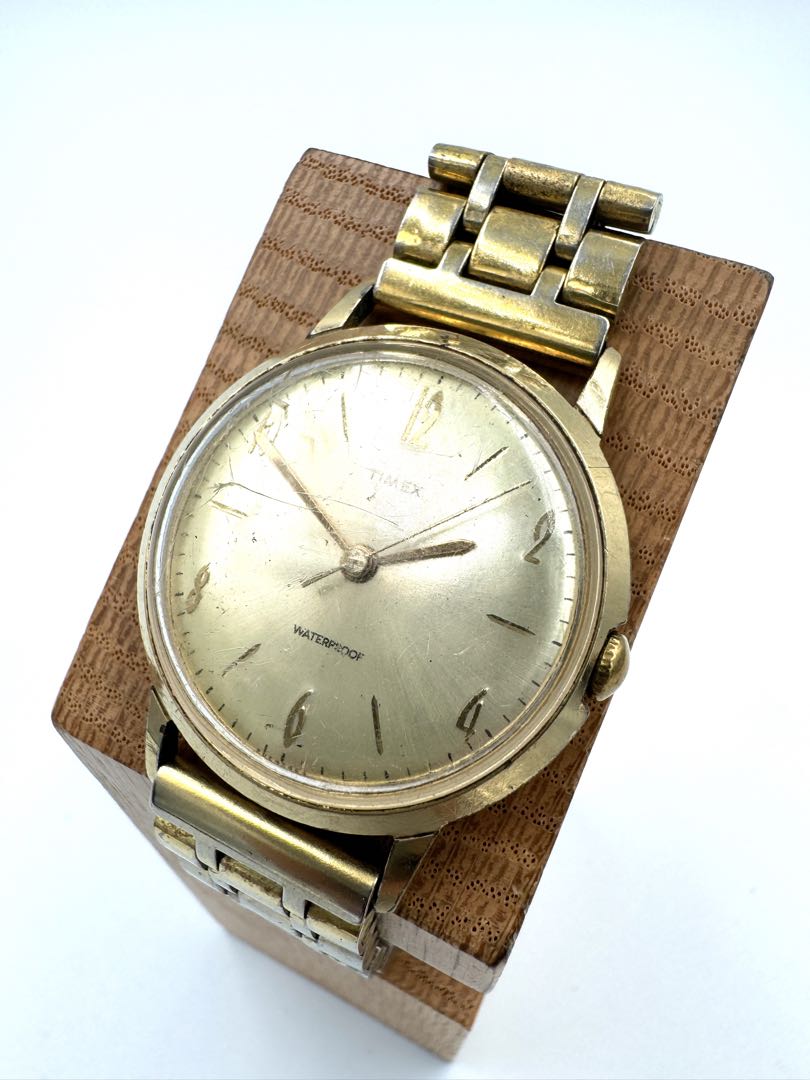 TIMEX Manual Winding Watch Cracked Case NOT WORKING FOR PARTS