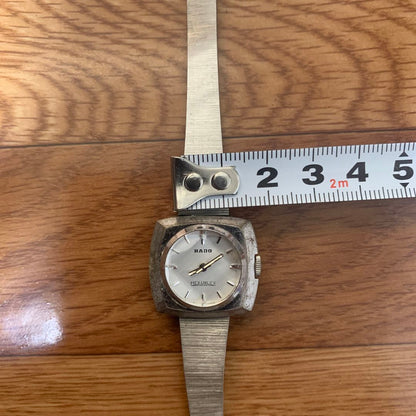 Analog Quartz Women