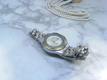VOLCAS DIVER'S Analog Quartz Women Women 10 Bar Watch Women'S Unused Battery