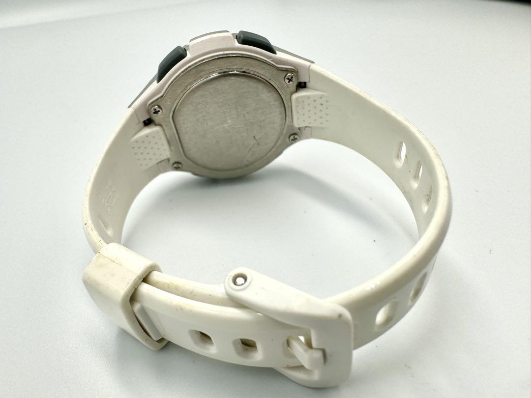 Casio Illuminator LAP MEMORY 200 Digital Quartz Unisex Adults Wristwatch - 38Mm Case, Working, No Papers