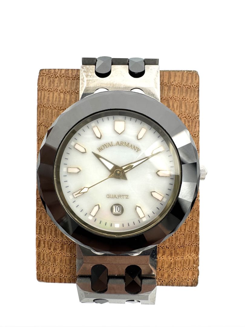 Royal Armany Analog Quartz Women Watch