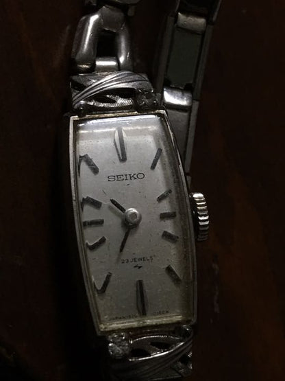 Seiko Analog Mechanical (Manual) Women