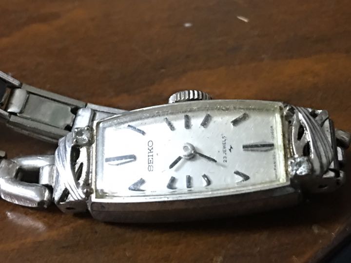 Seiko Analog Mechanical (Manual) Women