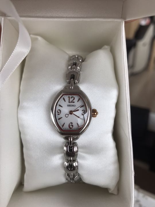 Seiko Analog Quartz Women