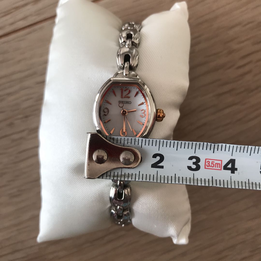 Seiko Analog Quartz Women