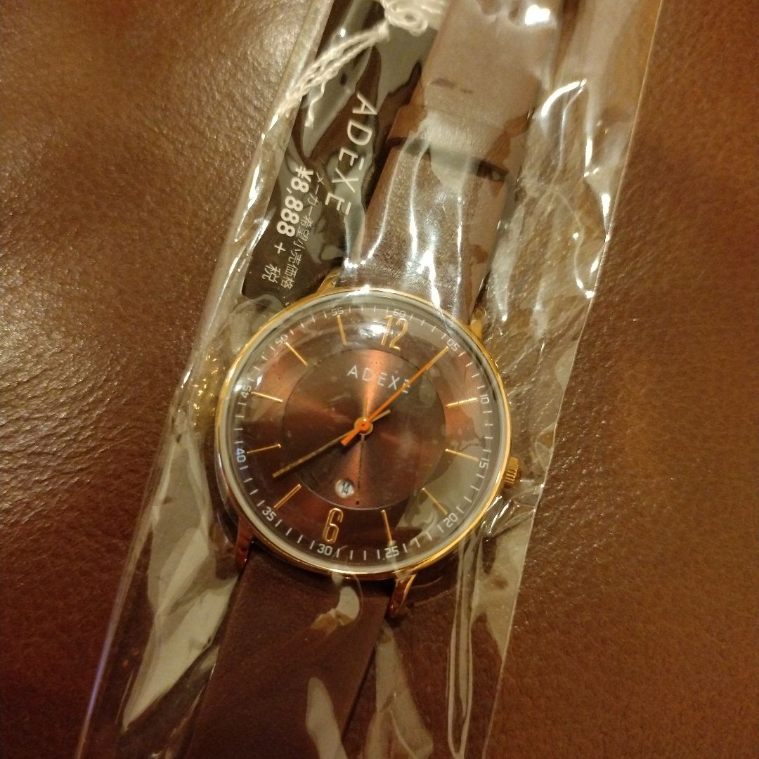Adexe PETITE 2043B-01 Analog Quartz Men