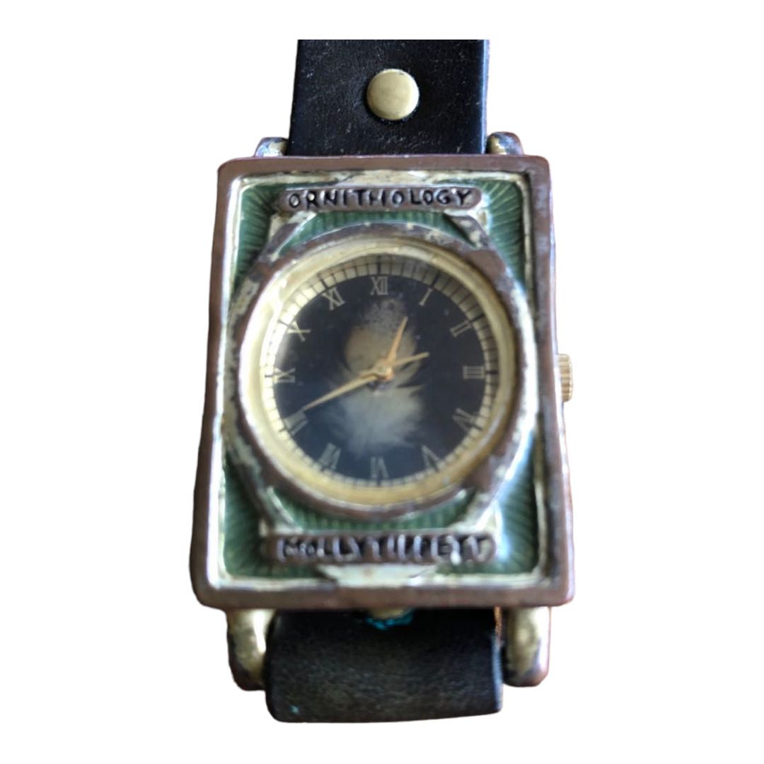 Bluff Superior Analog Quartz Women