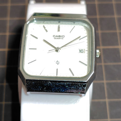 Casio MQ-501 Analog Quartz Men ジャンク品 Watch 388