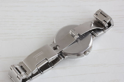 Seiko lk/lukia 5Y89-OB70 Analog Quartz Women