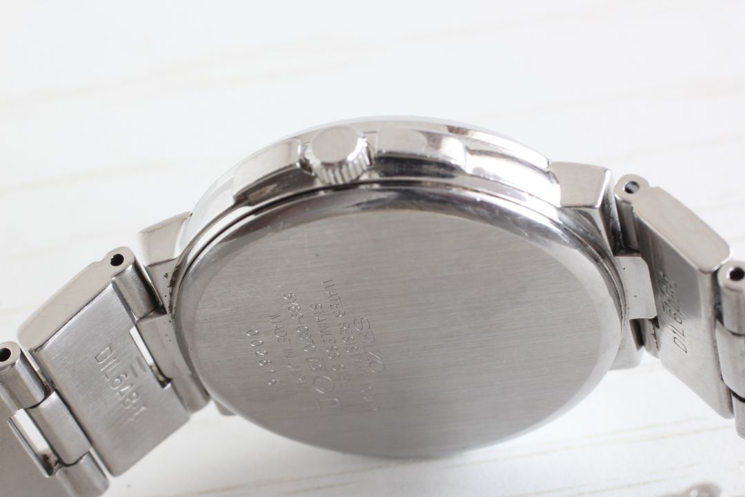 Seiko lk/lukia 5Y89-OB70 Analog Quartz Women