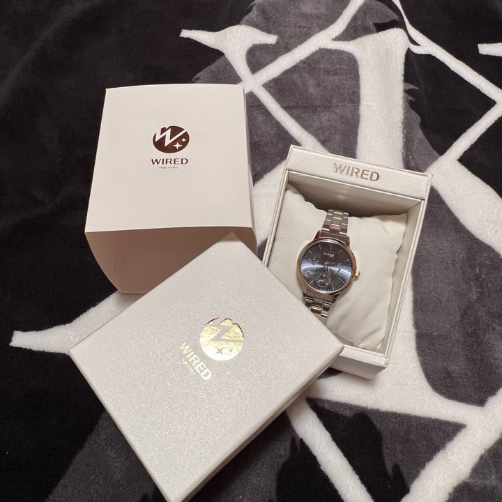 WIRED Digital Quartz Unisex