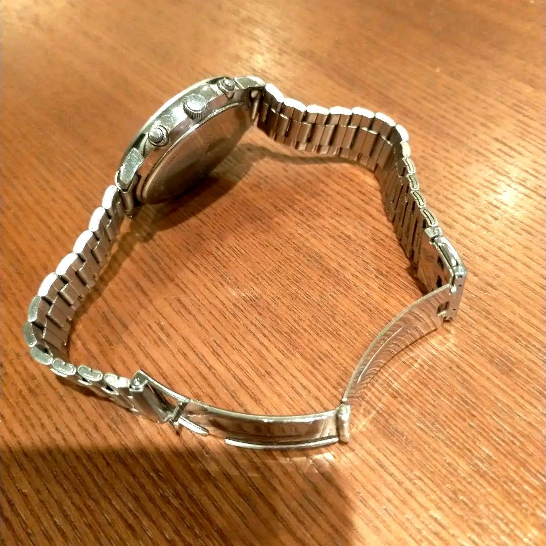 Agnes B. Analog Quartz Men