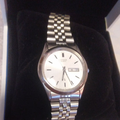Citizen Analog Quartz Men