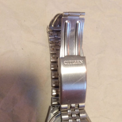 Citizen Analog Quartz Men
