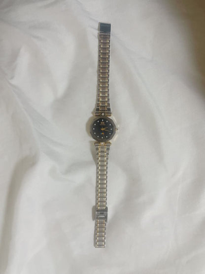 Hilton Analog Quartz Women