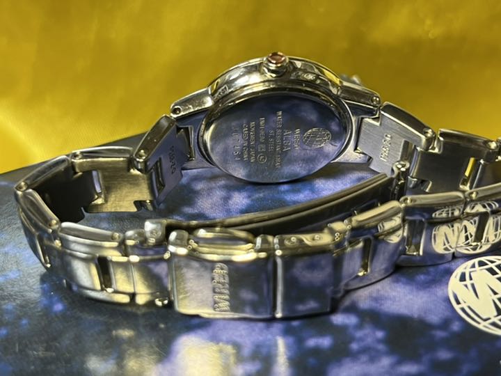 Seiko wired Analog Quartz Women ワイアード ピンクフェイス Womenウォッチ 保管品 [For Parts / Junk]