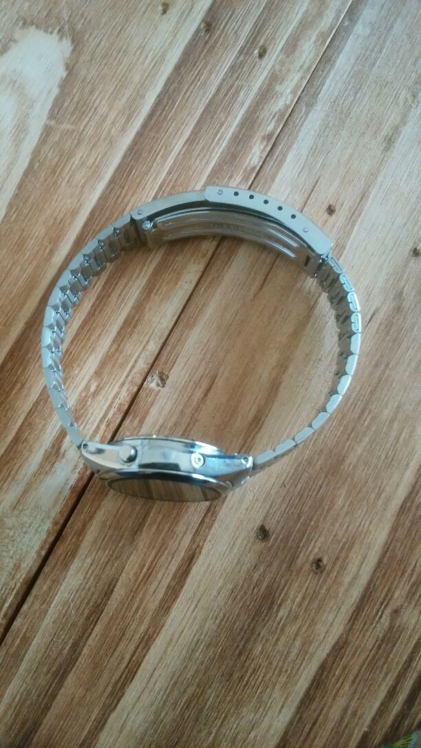Seiko L221 Digital Quartz Women