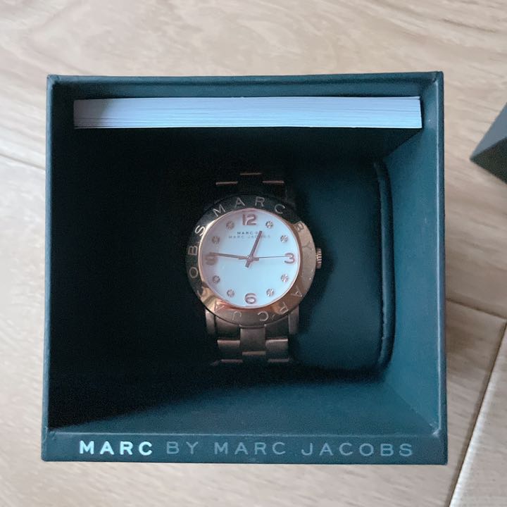 Marc by Jacobs Analog Quartz Women