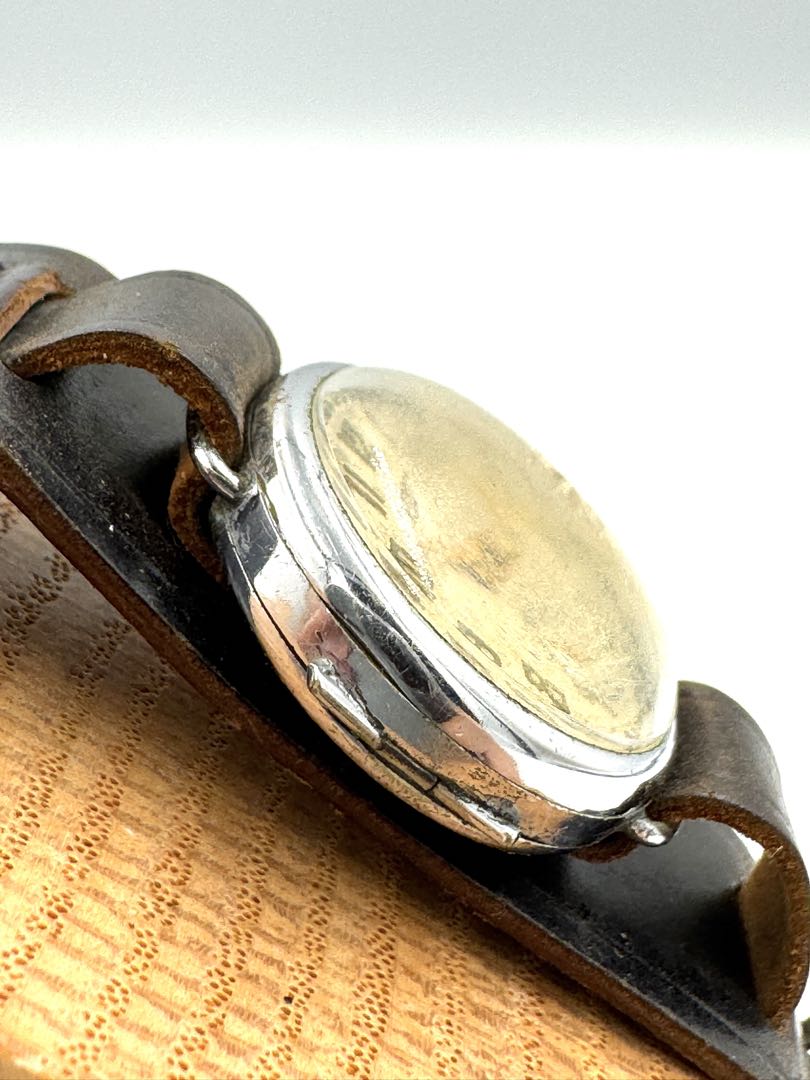 Chronometer Ruby Analog Mechanical (Manual) Women Manual Winding Watch For Parts A4059
